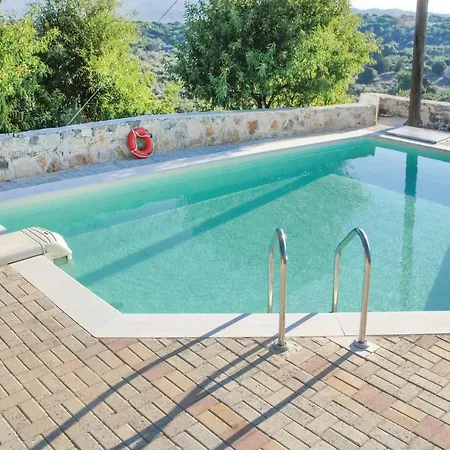 Holiday home Gorgeous In Malaxa, Chania With Kitchen Malaxa