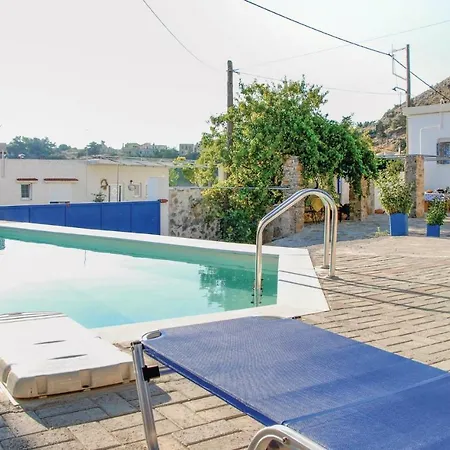 Gorgeous In Malaxa, Chania With Kitchen Holiday home *